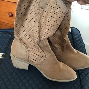 American Eagle Booties